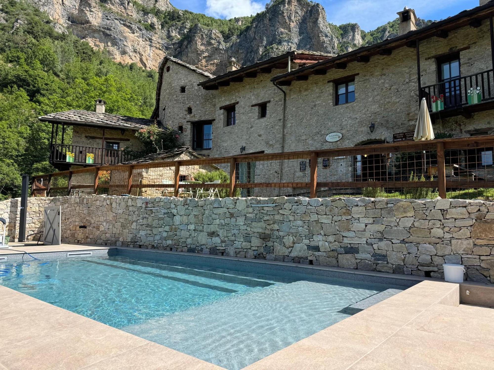 Locanda Del Silenzio Hotel Macra Exterior photo